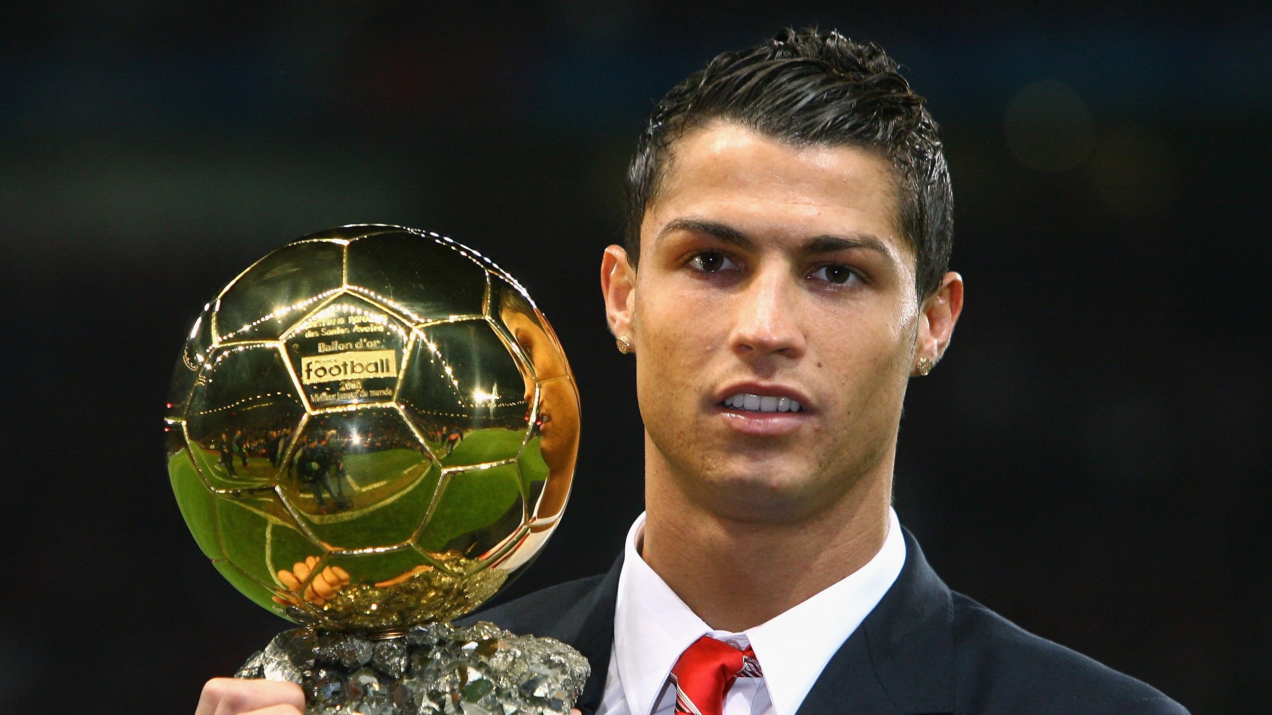 国际视角:海外联赛在中国市场的版权授权与合作机会,境外赛事裁判