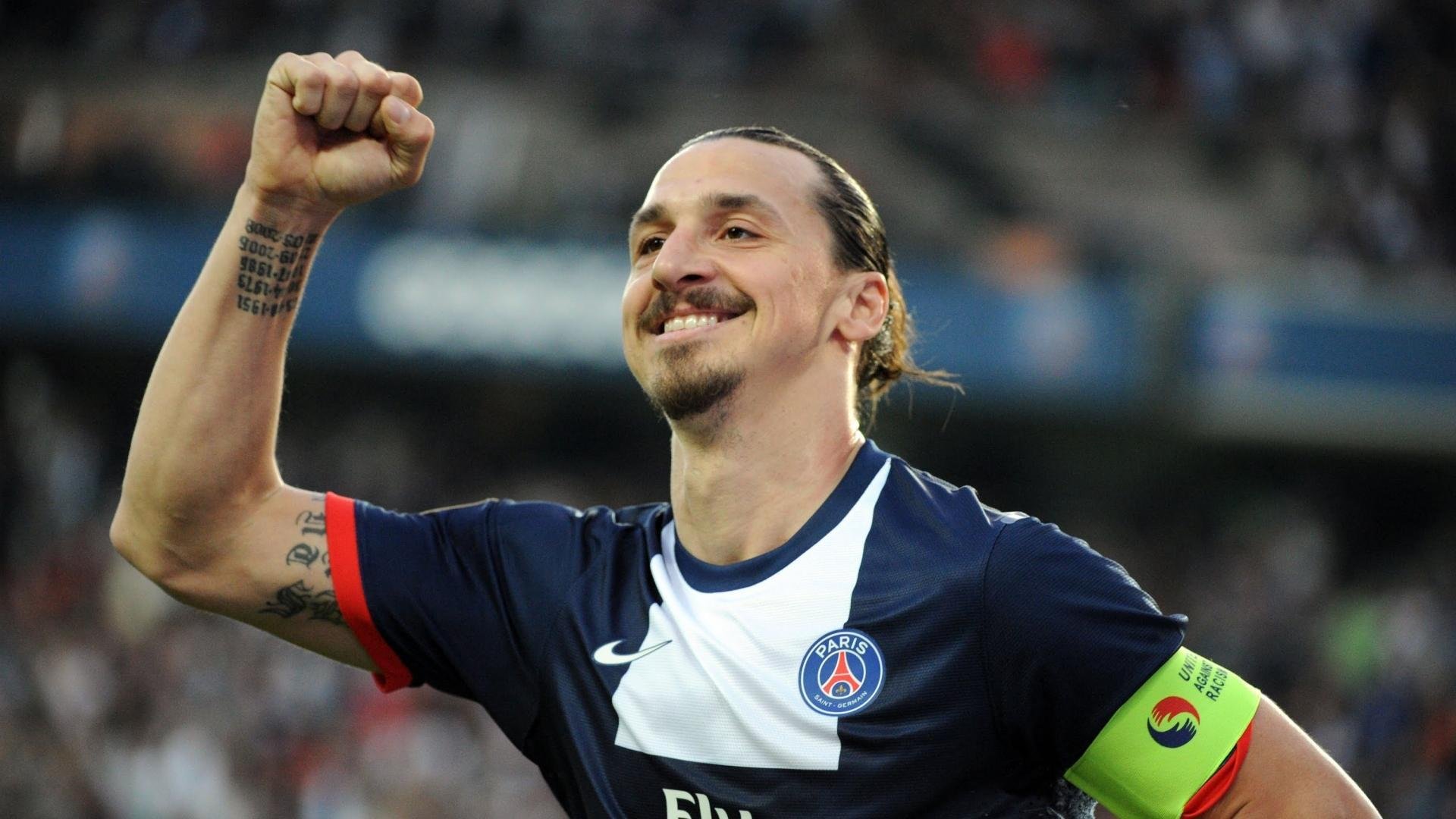 曼联为安德森开出6000万欧元报价，冬窗引援积极，曼城门将安德森